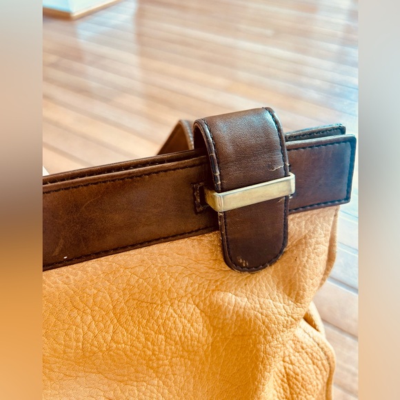 Loewe Vintage Leather one shoulder step bag - Picture 9 of 16